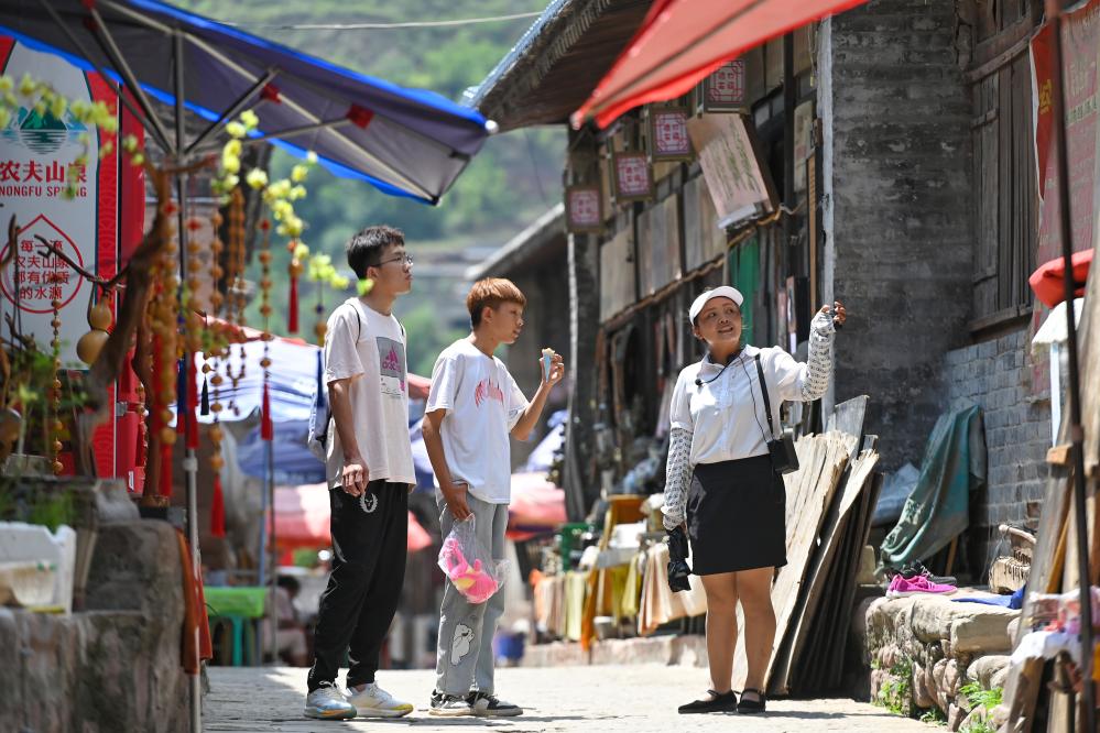 呂梁山黃河畔，老區(qū)人民吃上“旅游飯” 
